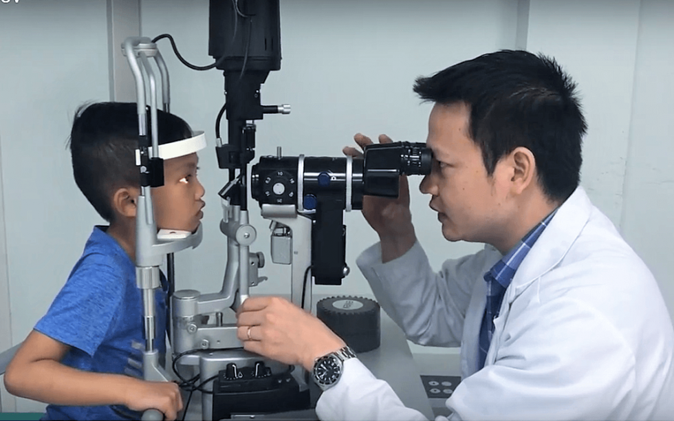 Những phương pháp nào dùng để điều trị tật khúc xạ